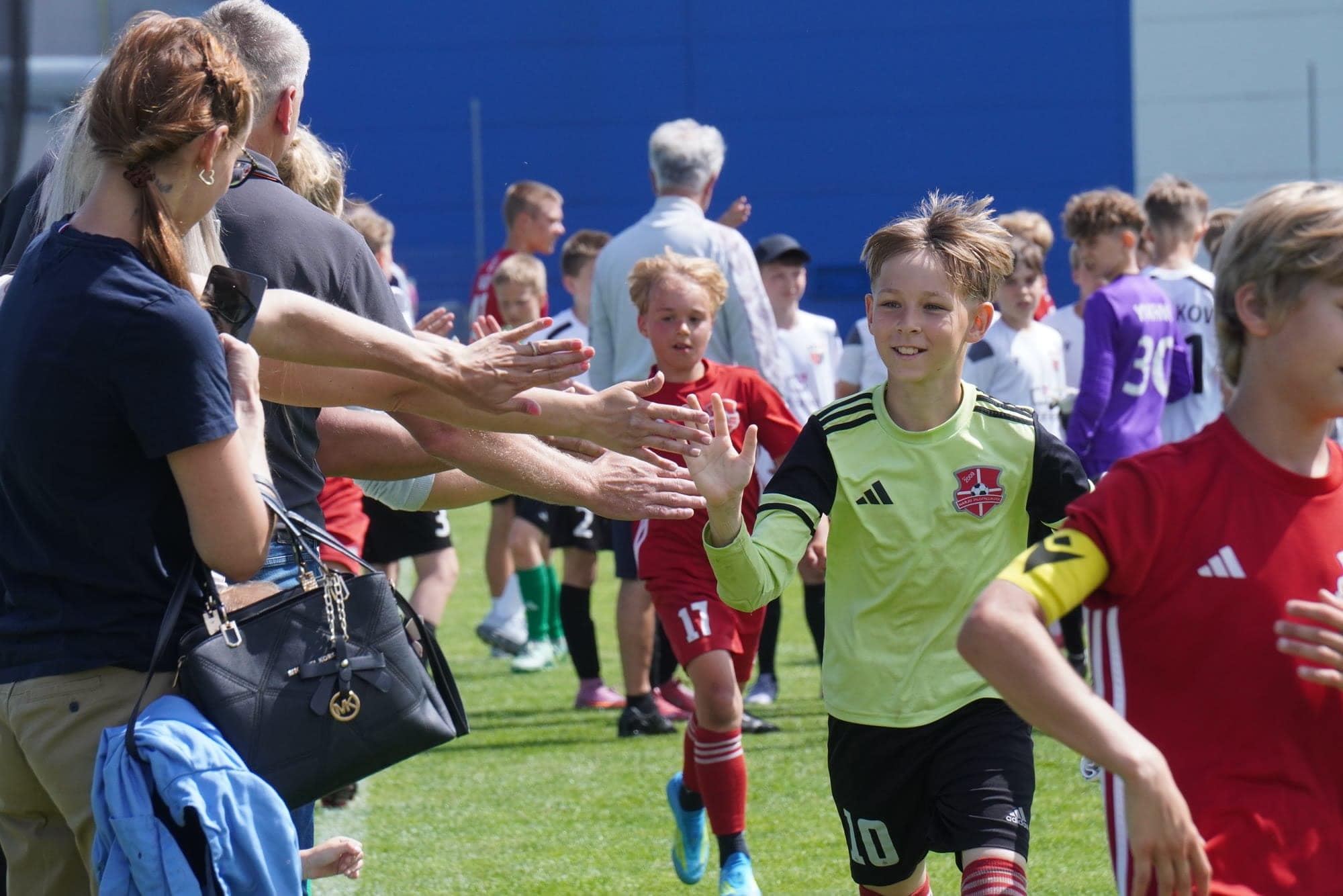 The handshake line
